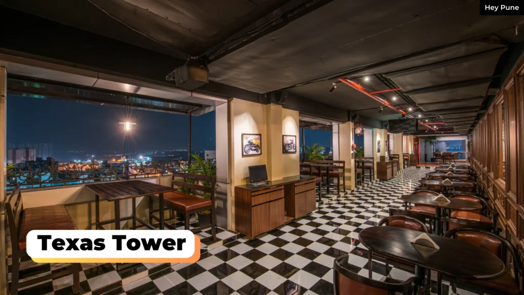 Texas Tower: Vibrant rooftop gastropub serving Tex-Mex, Italian & Indian cuisine.