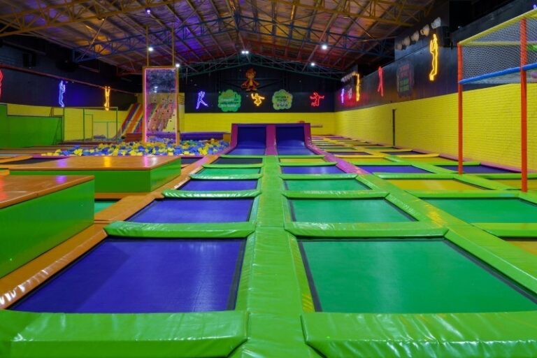 SkyJumper Trampoline Park Pune Timings, Entry Fee, Ticket Cost Price and Review